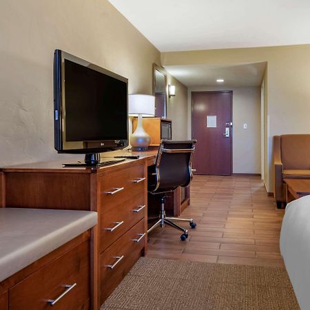 Quality Inn Dover Екстериор снимка