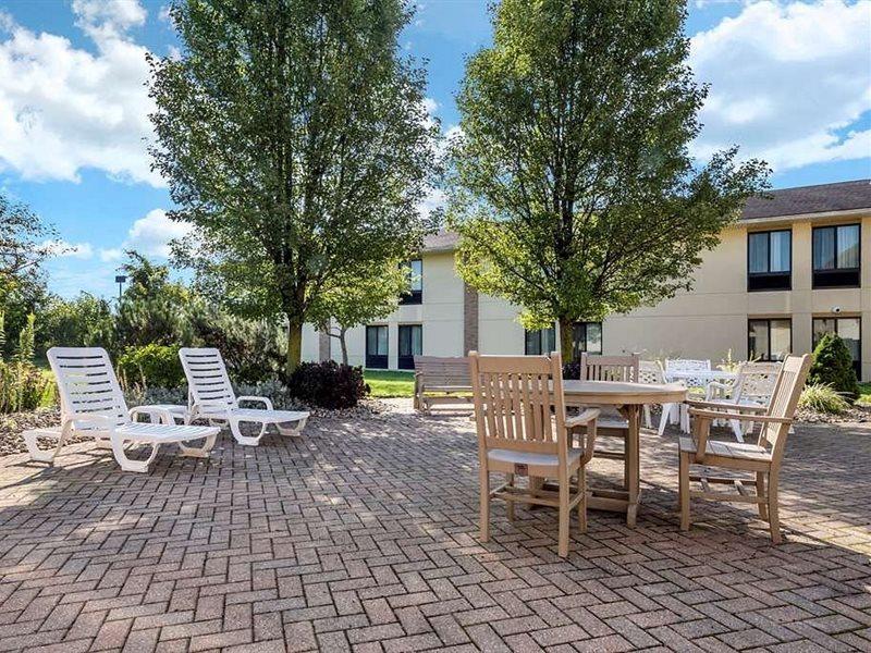 Quality Inn Dover Екстериор снимка