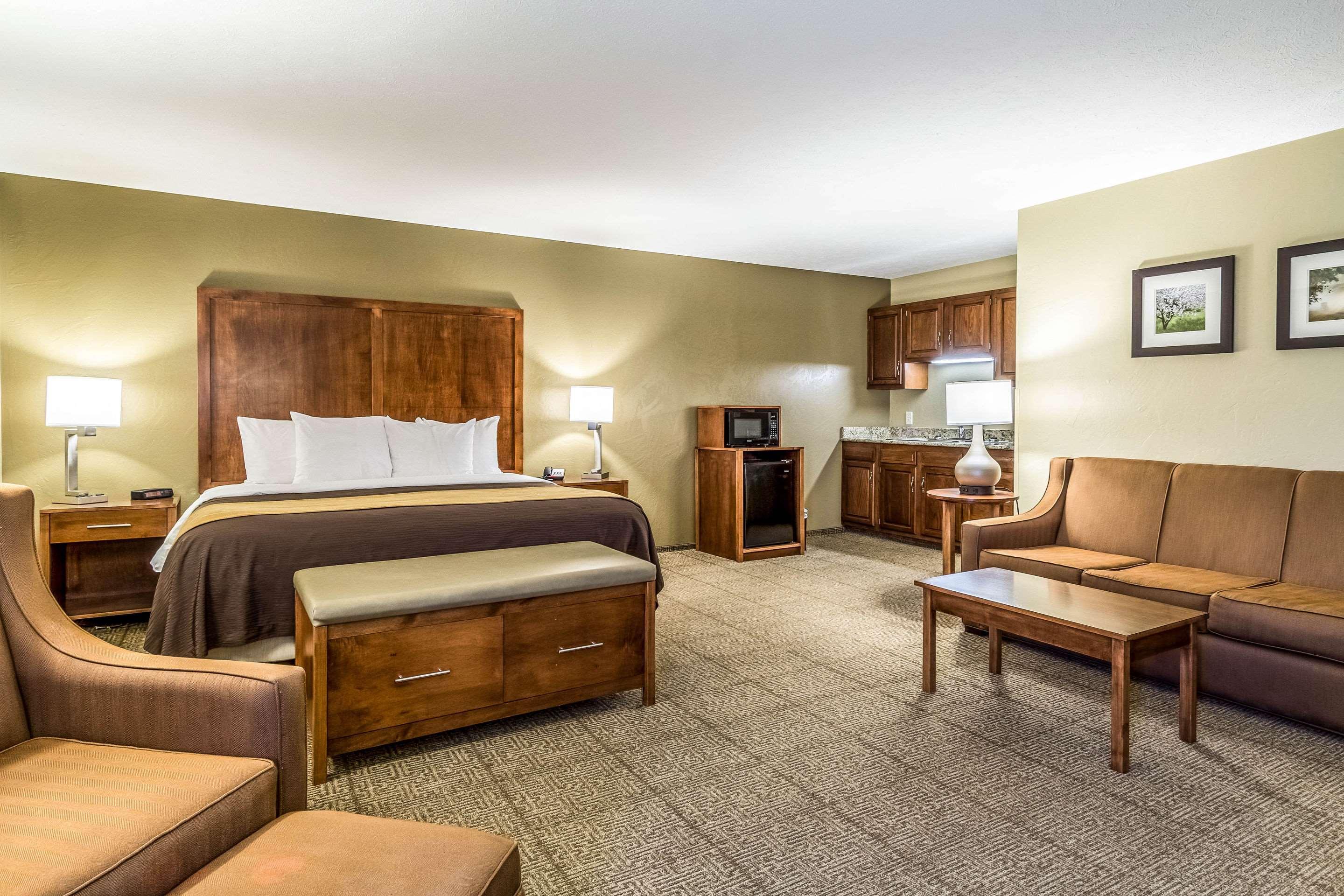 Quality Inn Dover Екстериор снимка