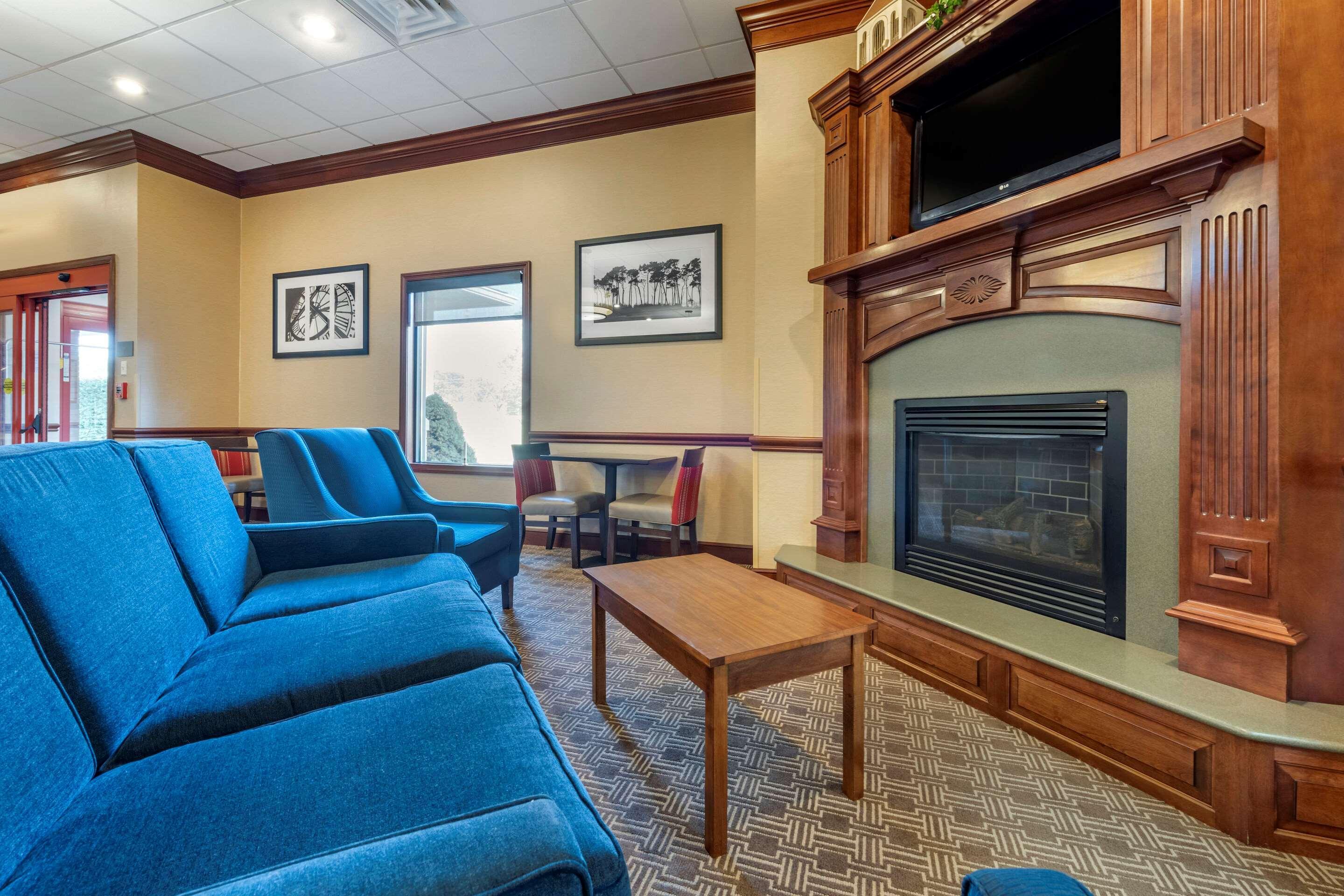 Quality Inn Dover Екстериор снимка