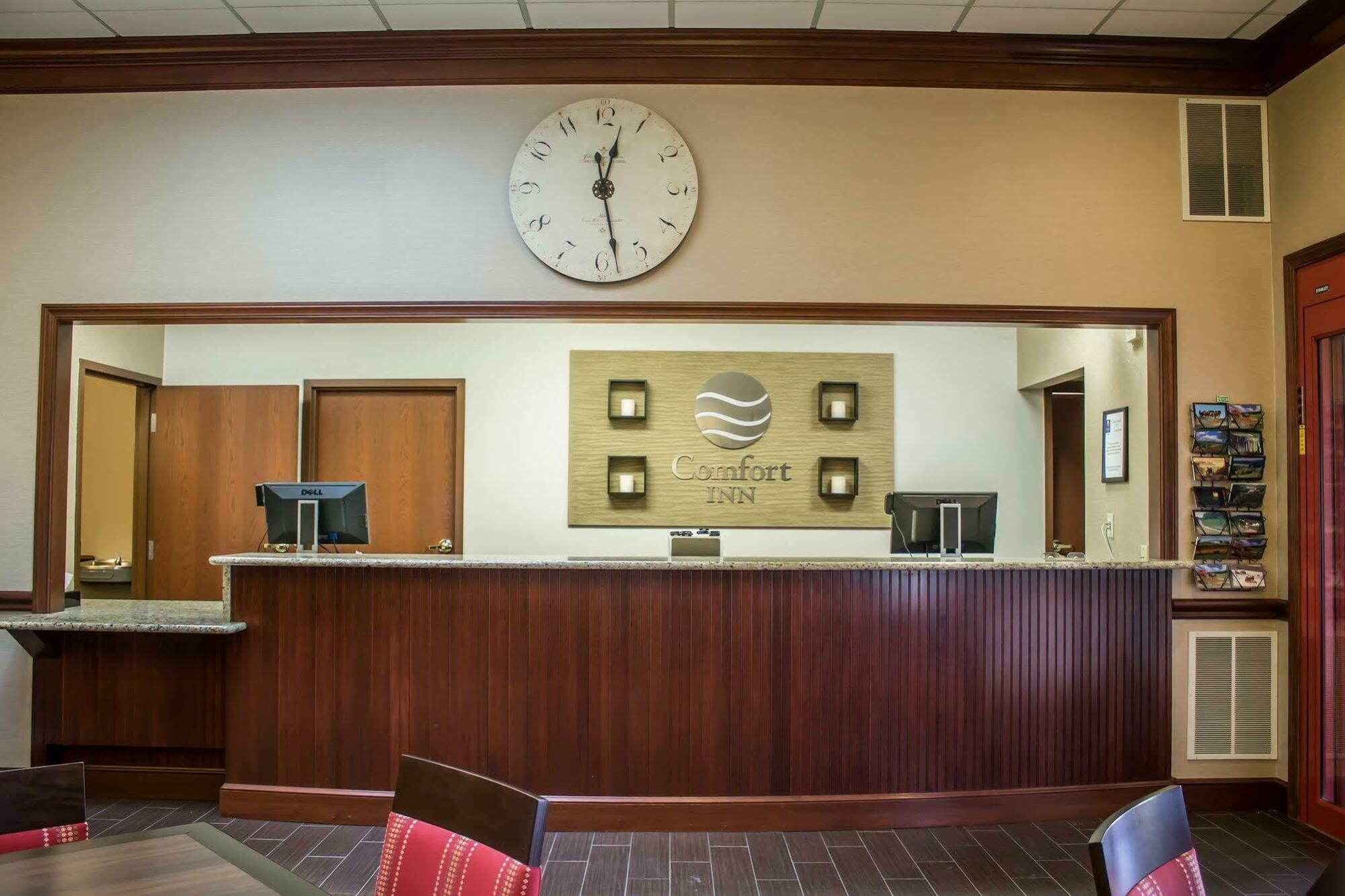 Quality Inn Dover Екстериор снимка